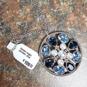 ****PRICE DROPPED*** Touchstone Garden Majic Pendant